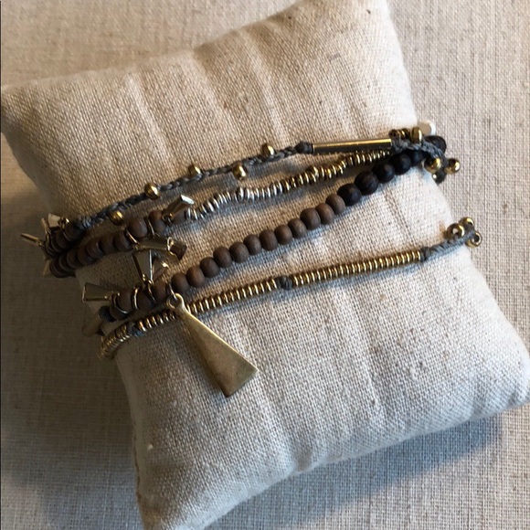 Reina Necklace - Picture 4 of 4